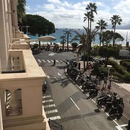 Apartamento Croisette Palais Miramar Vue Laterale Cannes